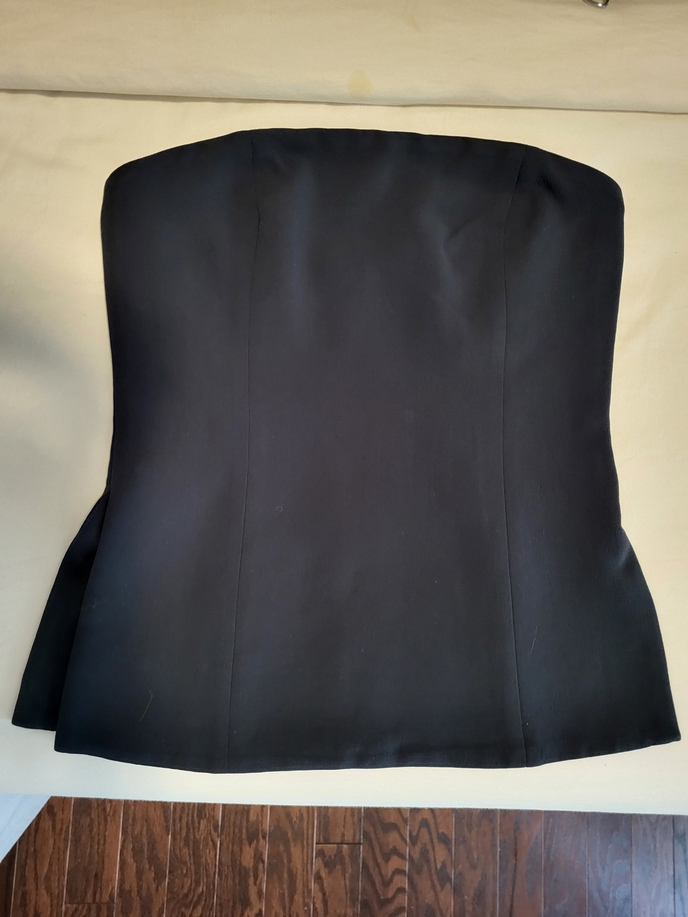 Aritzia NWT Strapless Posh Navy Peplum Top - Picture 13 of 15